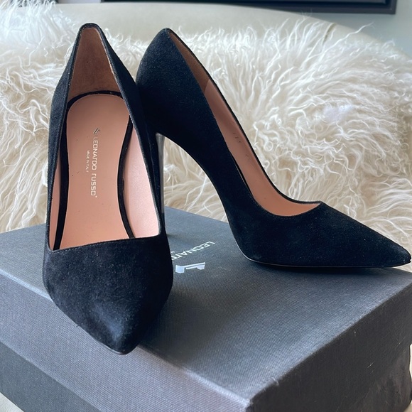 DEAL OF THE DAY ‼️ Black Velvet Heels - - Picture 7 of 11
